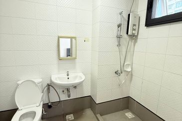 Seasons Luxury Apartments @ Amara Larkin