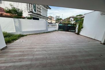 Taman Nong Chik Heights