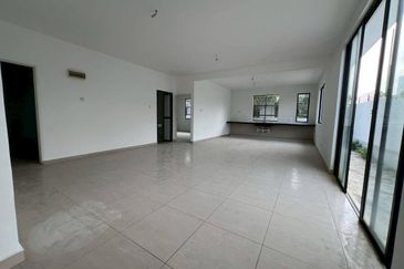 Taman Nong Chik Heights