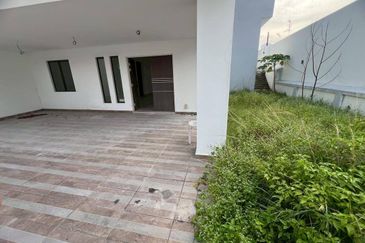 Taman Nong Chik Heights