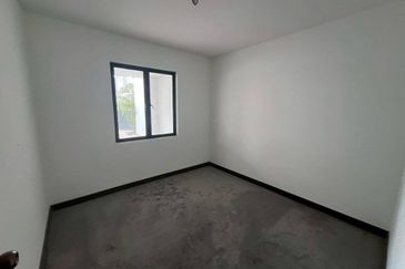 Taman Nong Chik Heights