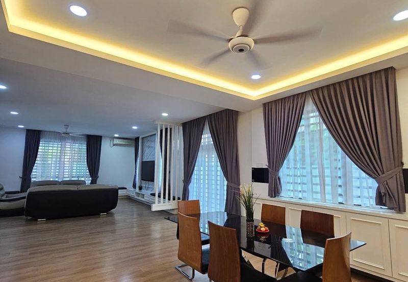 Taman Austin Perdana