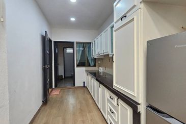 Taman Austin Perdana