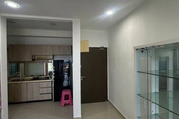 Seri Austin Luxury Apartment