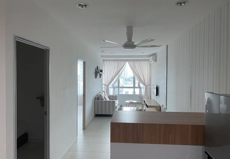 Akademik Suite @ Mount Austin