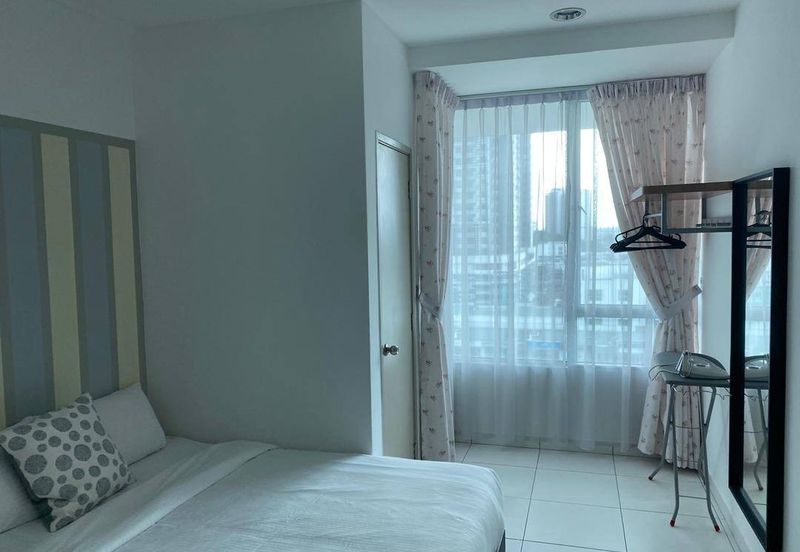 Akademik Suite @ Mount Austin