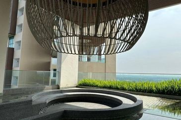 Puteri Cove Residences