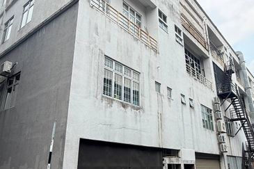 Bina Park, Bandar Seri Alam