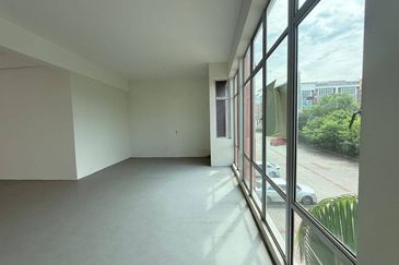 Bina Park, Bandar Seri Alam