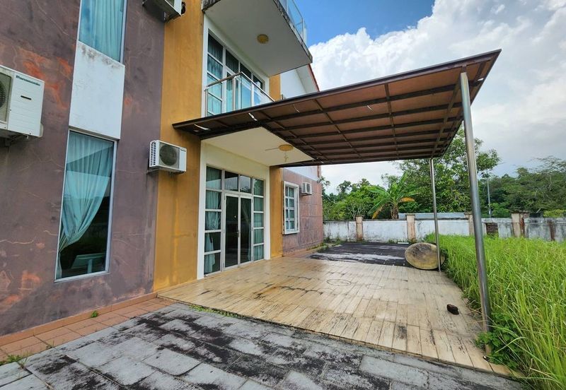 Bina Park Bandar Seri Alam