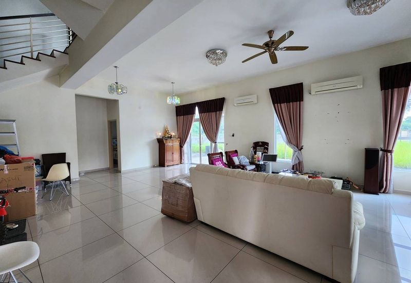 Bina Park Bandar Seri Alam