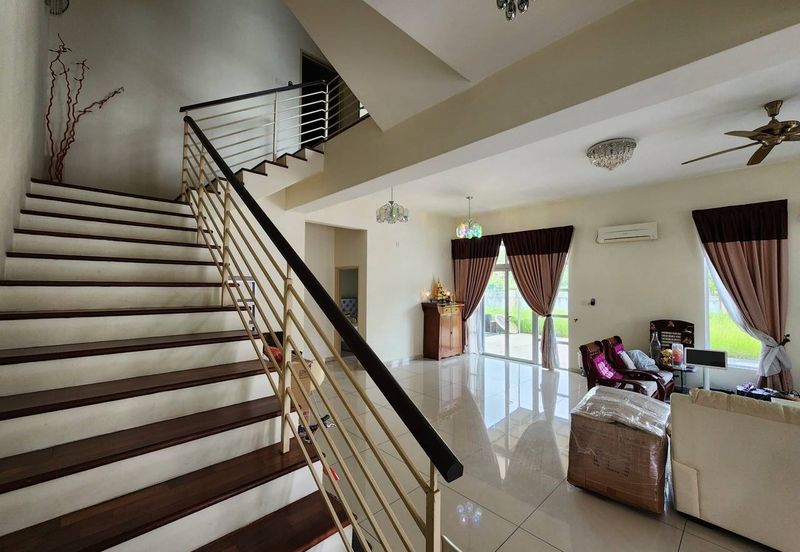 Bina Park Bandar Seri Alam