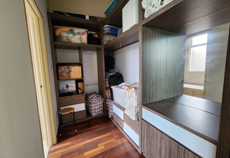 Bina Park Bandar Seri Alam