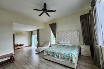 Bina Park Bandar Seri Alam