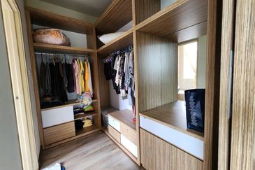 Bina Park Bandar Seri Alam