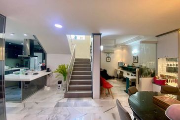 Taman Nong Chik Heights