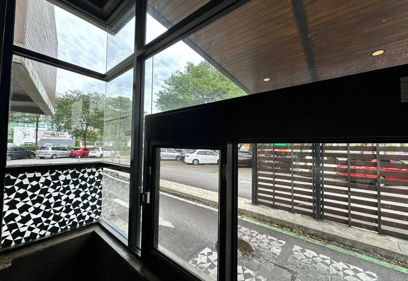 Bina Park, Bandar Seri Alam