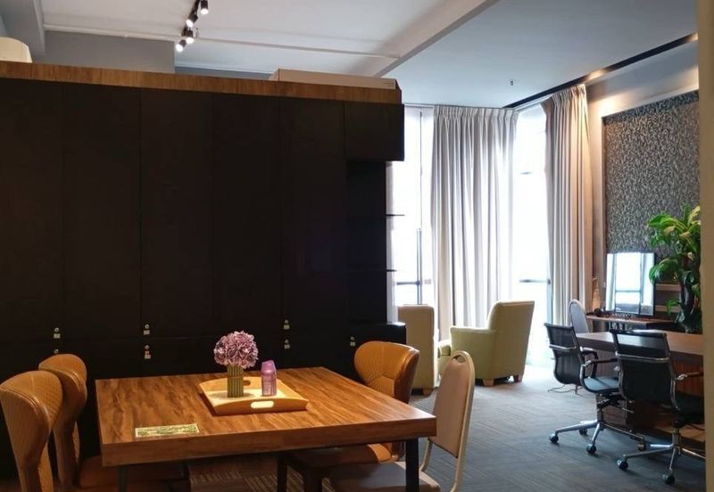 Austin 18 Versatile Business Suites