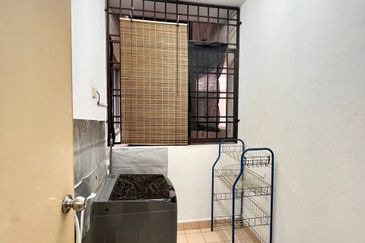 Prima Regency (Abbey Court)