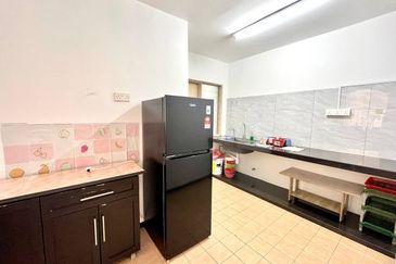 Prima Regency (Abbey Court)