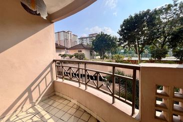 Prima Regency (Abbey Court)