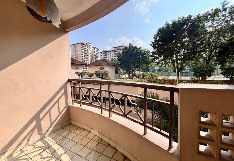 Prima Regency (Abbey Court)