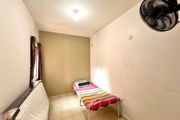 Prima Regency (Abbey Court)