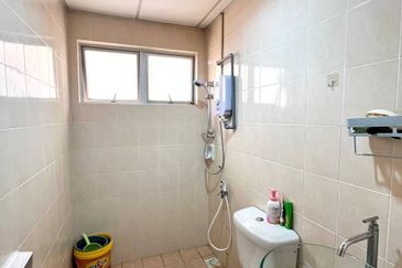 Prima Regency (Abbey Court)