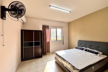 Prima Regency (Abbey Court)