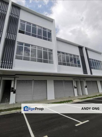 3 Storey Shoplot, Jalan Alam 3, Bandar Alam Masai, Johor, Masai