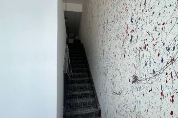 Pusat Perdagangan Danga Utama