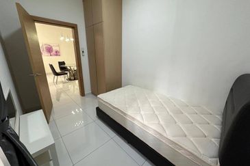 Prima Regency (Savoy Court)