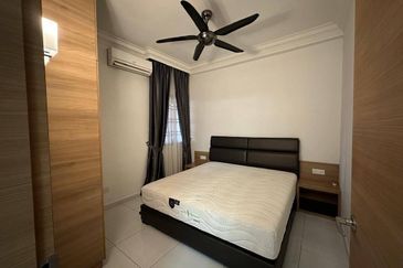 Prima Regency (Savoy Court)