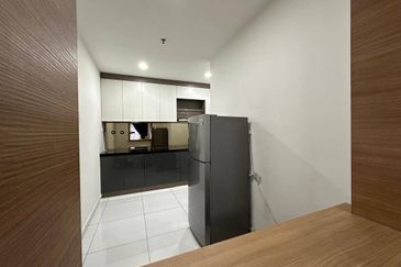 Prima Regency (Savoy Court)