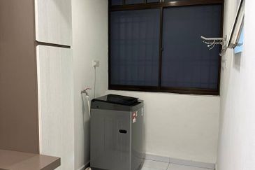 Prima Regency (Savoy Court)