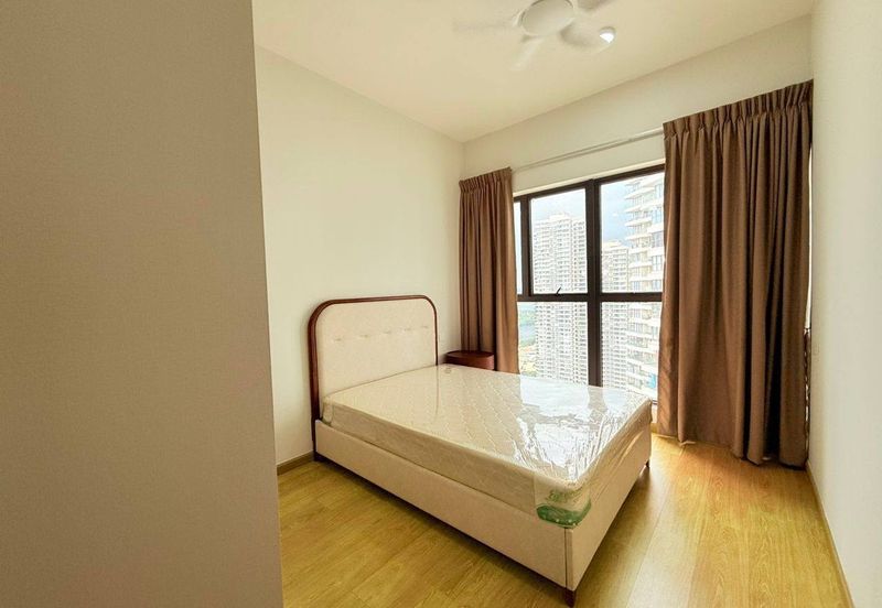 Bay Laurel @ Country Garden Danga Bay