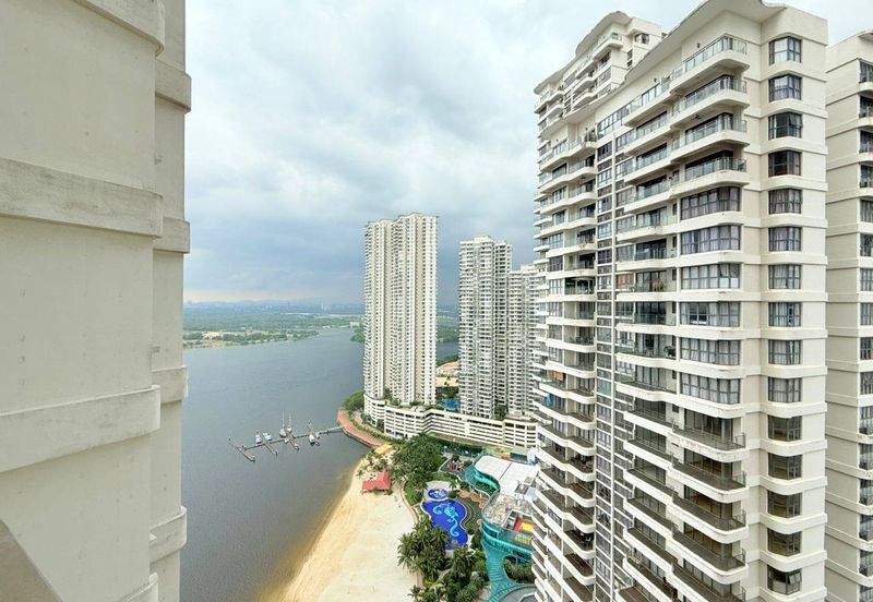 Bay Laurel @ Country Garden Danga Bay