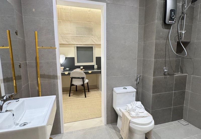 M Grand Minori, Taman Pelangi