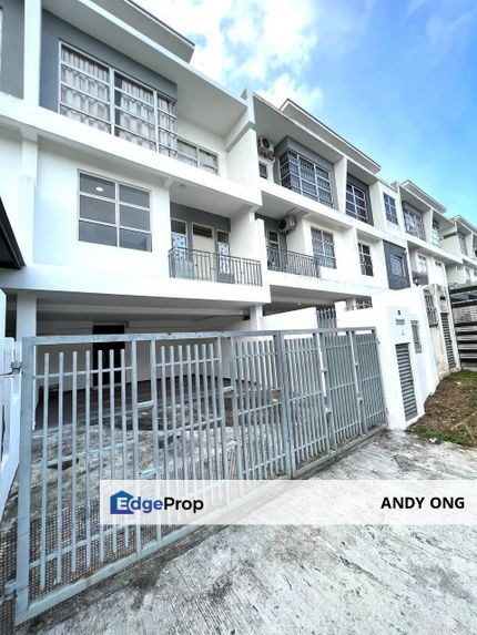 2.5 Storey Terrance House@ Bandar Seri Alam, Johor, Masai