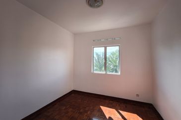 Subang Perdana Goodyear Court 6