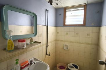 Subang Perdana Goodyear Court 6