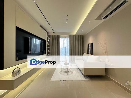 Large Living Room , Large Bed Room  , Near By Pavilion 2 , Kuala Lumpur, Bukit Jalil