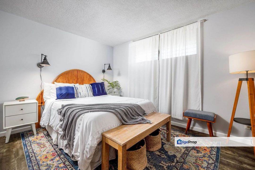 Walk to LRT , Near by Pavilion 2 , Kuala Lumpur, Bukit Jalil