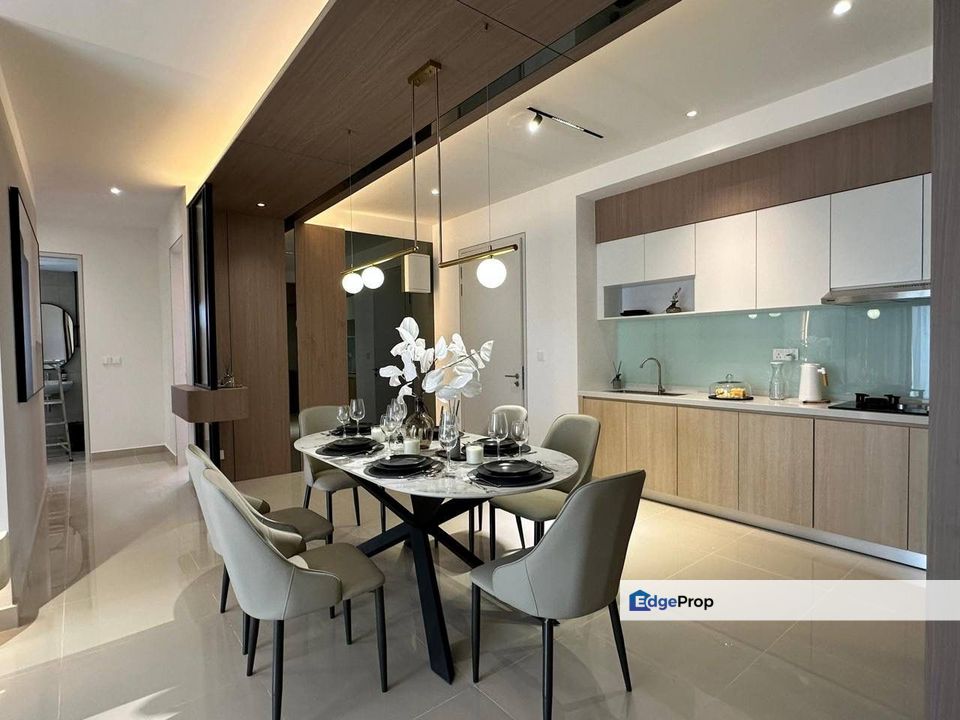 Walk to Park , Near by Pavilion 2 , Convenient Location, Kuala Lumpur, Bukit Jalil