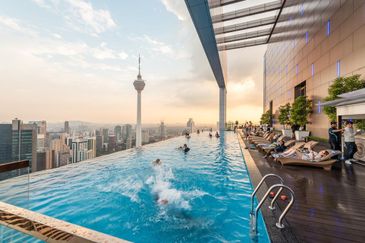 RM380k Only Cover walkway to LRT【Low Entry in Old Klang Road】Last 3 Units