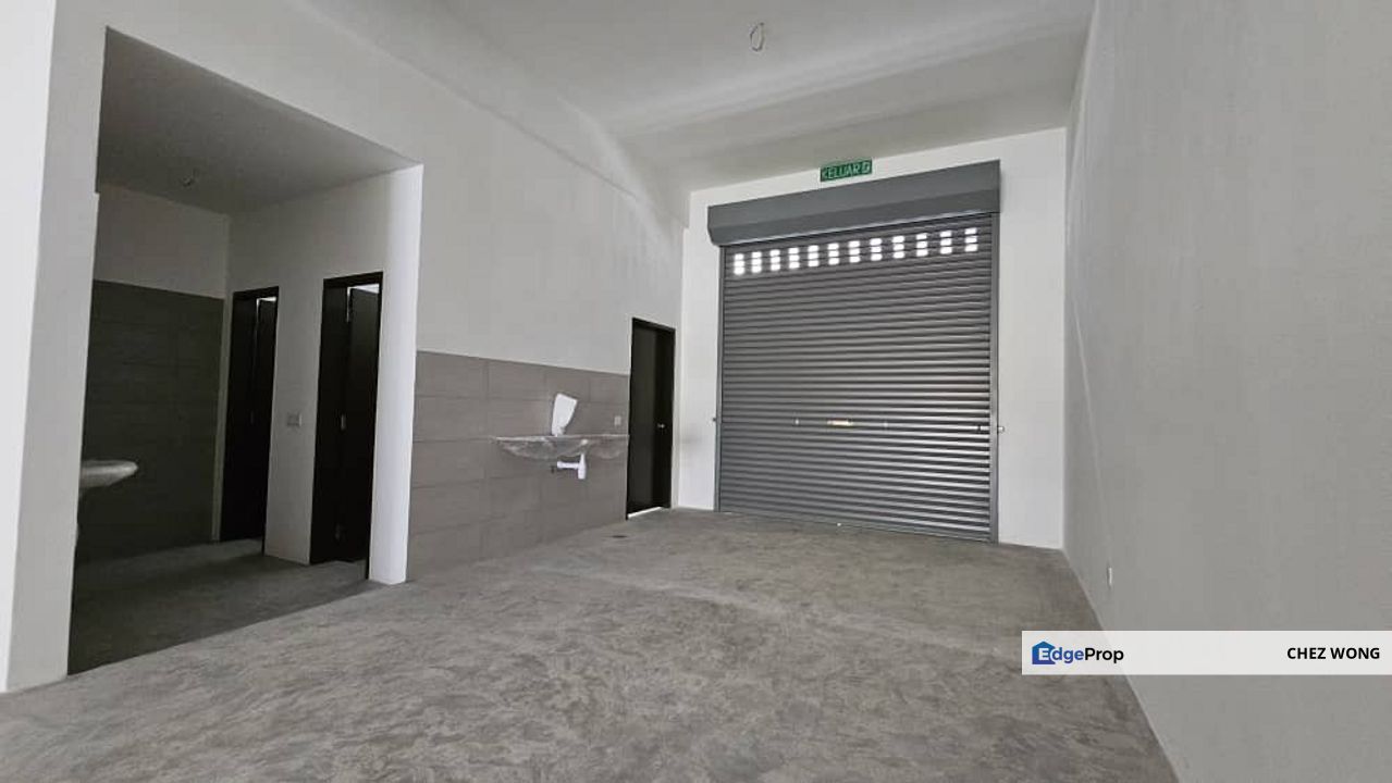 Prime Ground Floor Shop/Office for Rent in Uptown Rimbayu, Available Now!, Selangor, Telok Panglima Garang