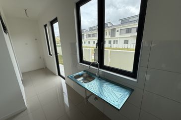 Gemala Residences @ Tropicana Aman