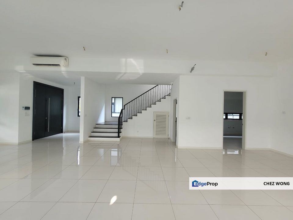 Freesia Residence: Spacious 2 Storey Park Villa with 48 x 80 Land Size Size For Sale in Tropicana Aman, Selangor, Telok Panglima Garang