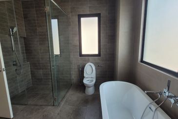 Freesia Residences @ Tropicana Aman