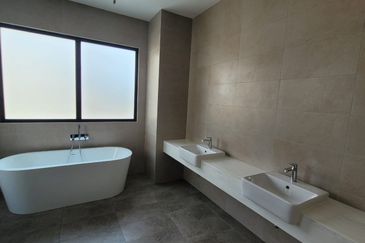 Freesia Residences @ Tropicana Aman